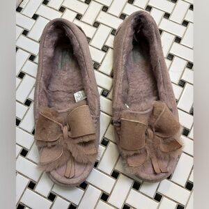 UGG Women's Tan Slippers with Bow Detail